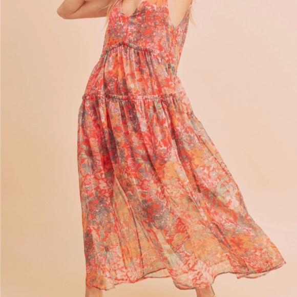 ❤️ AEMI AND CO “ Crimson” AEMI & CO. Floral Tiered Maxi Dress with Pockets BR52 - Picture 5 of 9